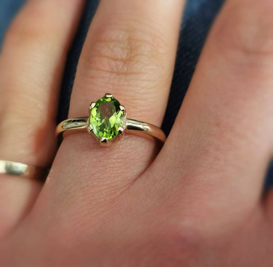 The Top 5 Peridot Engagement Rings for the Free-Spirited Bride