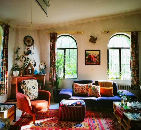 The Spiritual Significance of Different Light Colors in Bohemian Decor