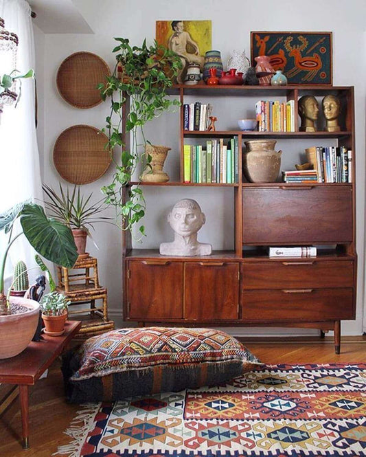 How to Incorporate Vintage Finds into Your Bohemian Cupboard