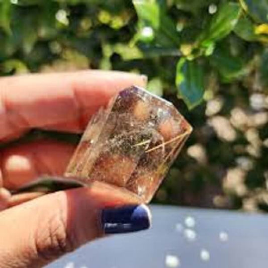 How to tell if smoky quartz is real?