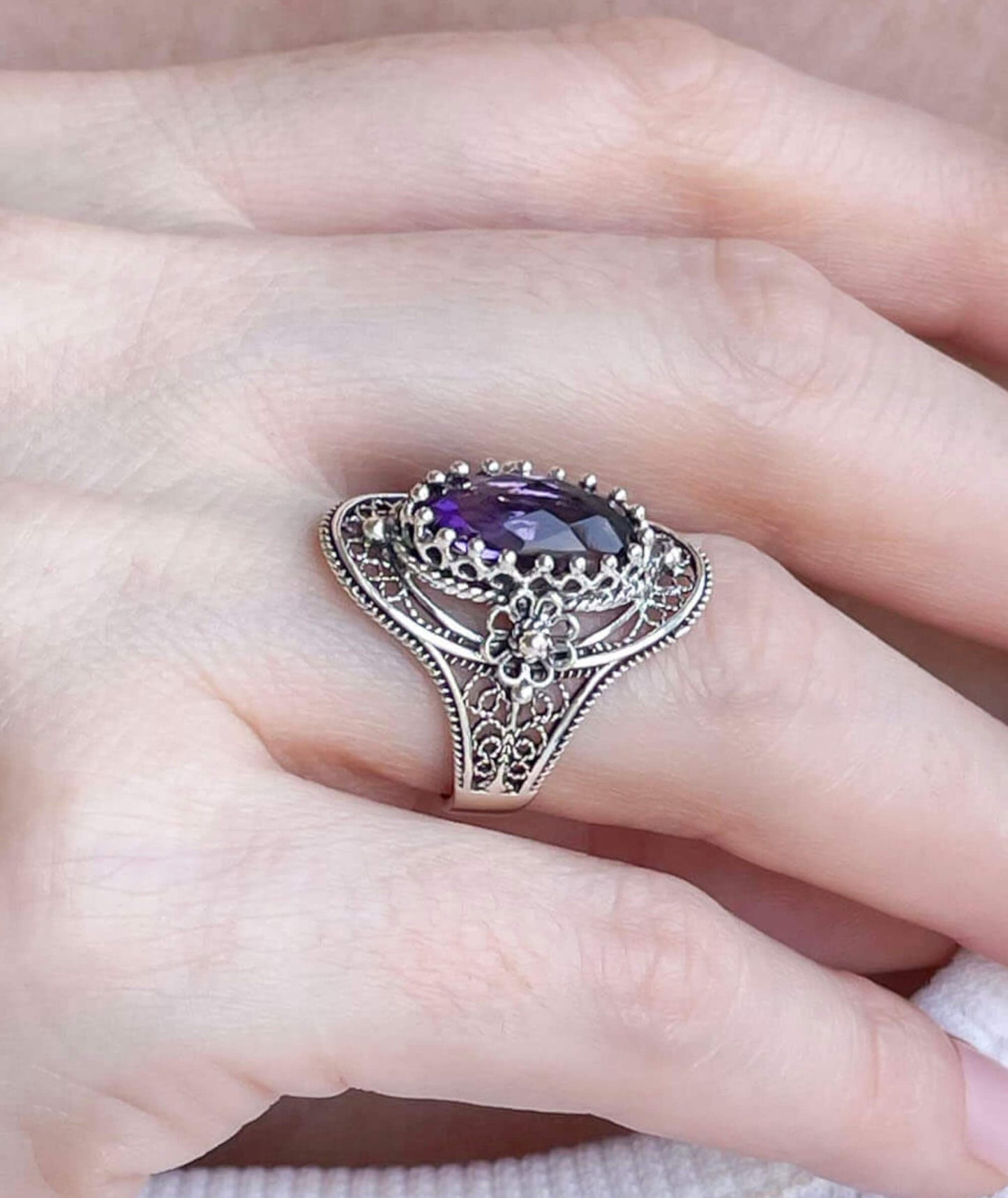 Sterling Silver Oval Amethyst Ring – Boho Chic Statement Jewelry