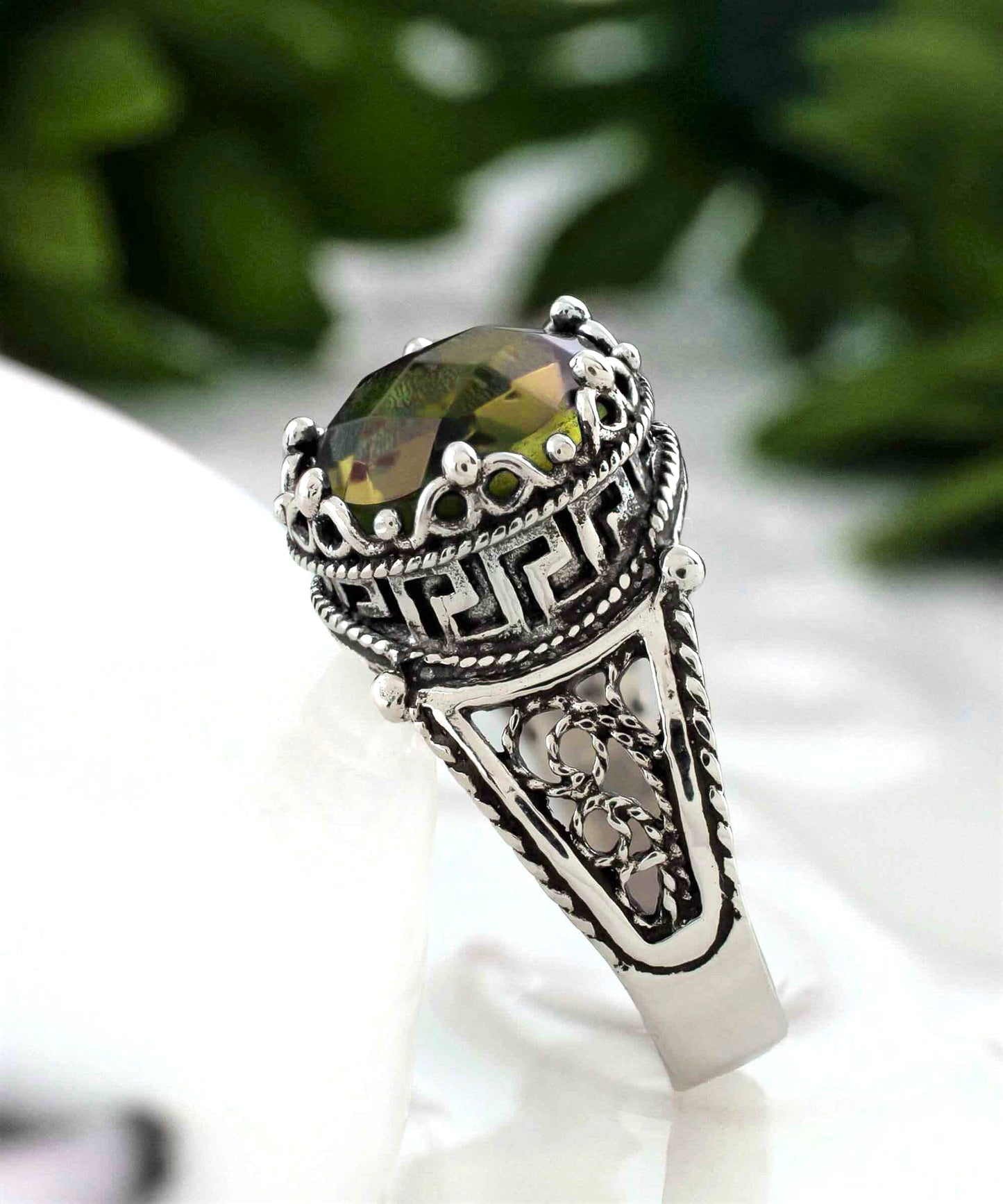 Greek Key Pattern Filigree Art Alexandrite Ring