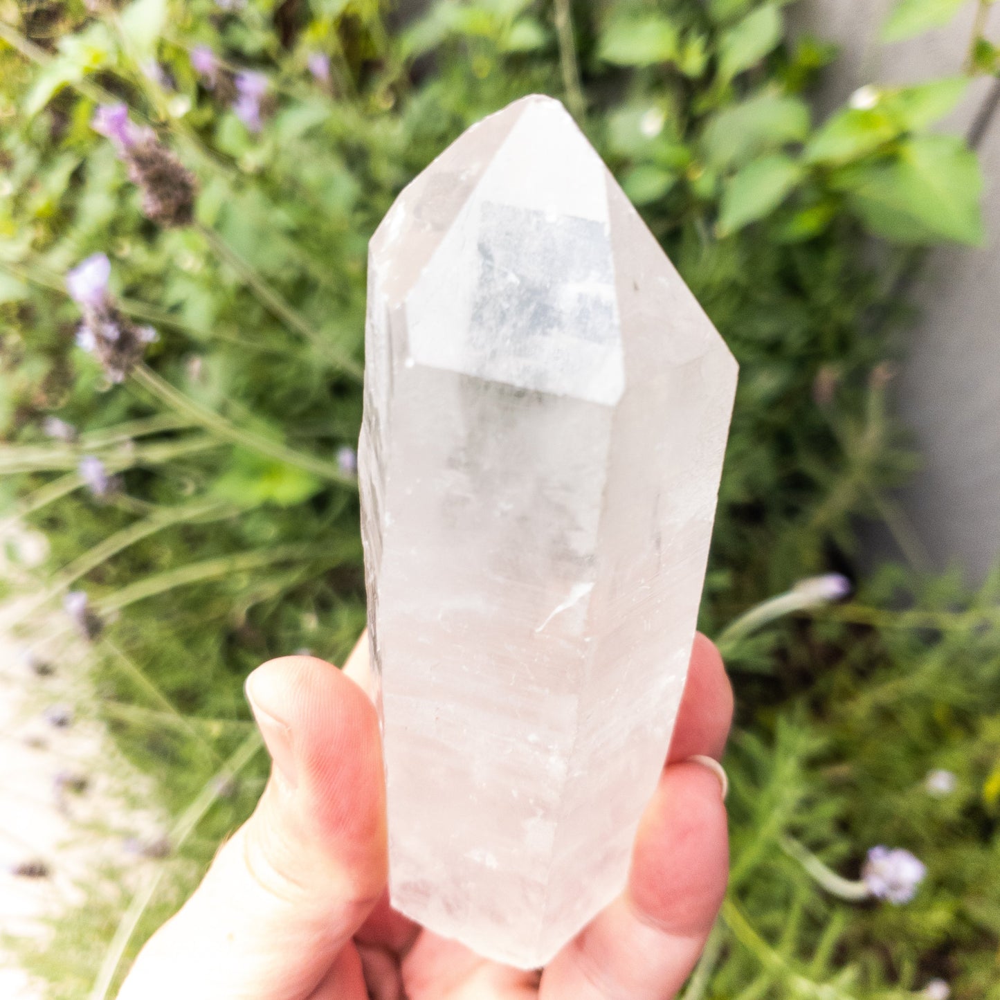 Crystal Quartz Point – Healing & Manifestation Tool