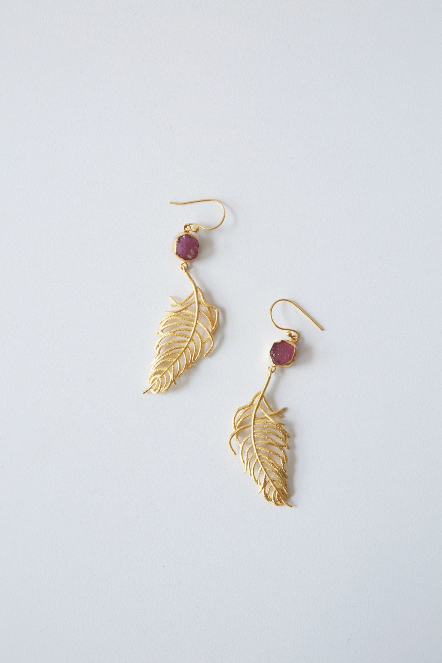 Cast Feather Earrings – Bohemian Elegance