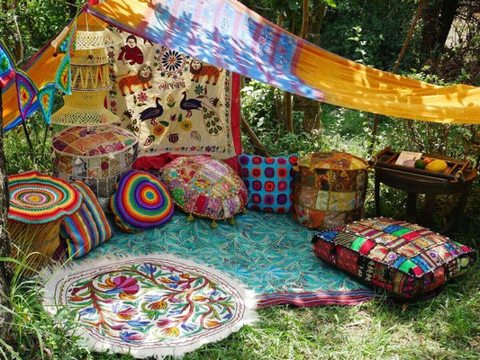 From Floor Seating to Psychedelic Comfort: Exploring the Evolution of Cushions in Hippie Culture