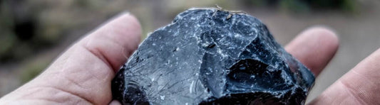 The Healing Properties of Obsidian: How This Stone Can Help You Find Inner Peace
