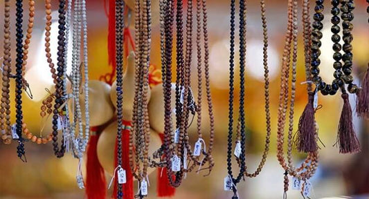 Choosing Your First Mala: A Practical Guide to Buddhist Prayer Beads for Beginners