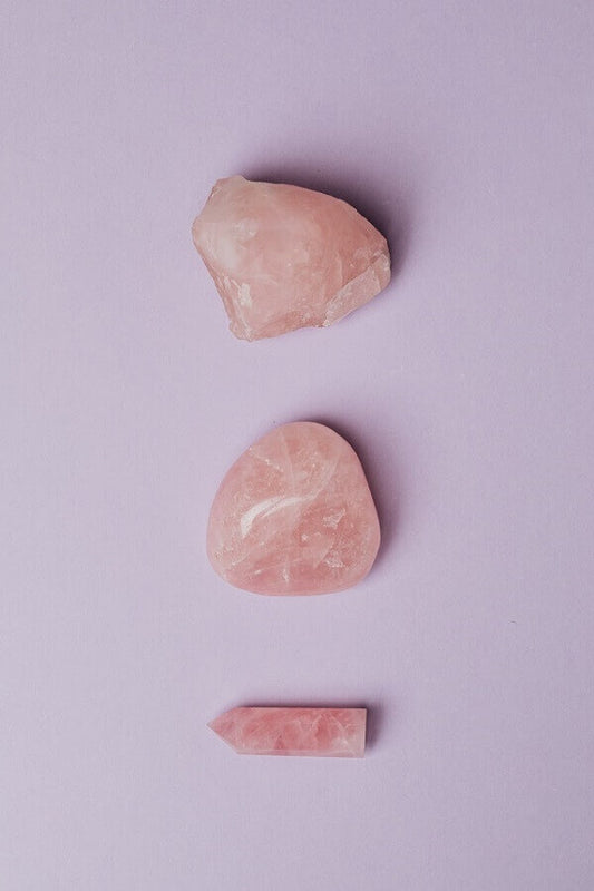 How to use rose quartz to attract someone