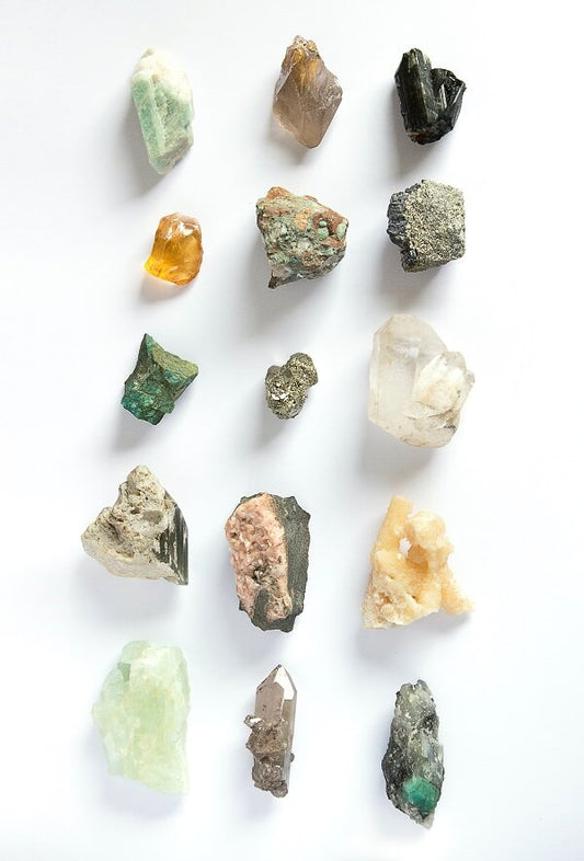 What Crystals Can't Go in the Sun? List of Pro's and Con's