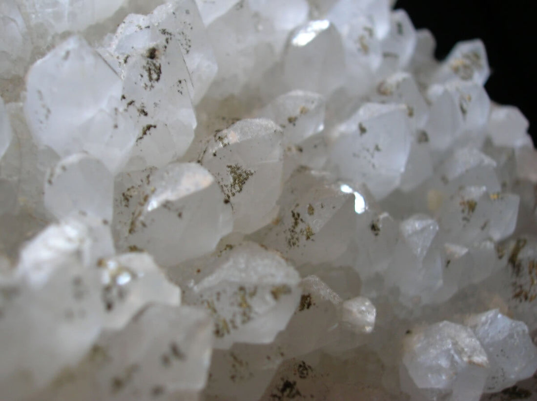 What Does White Quartz Symbolize in Different Cultures? bohocondo