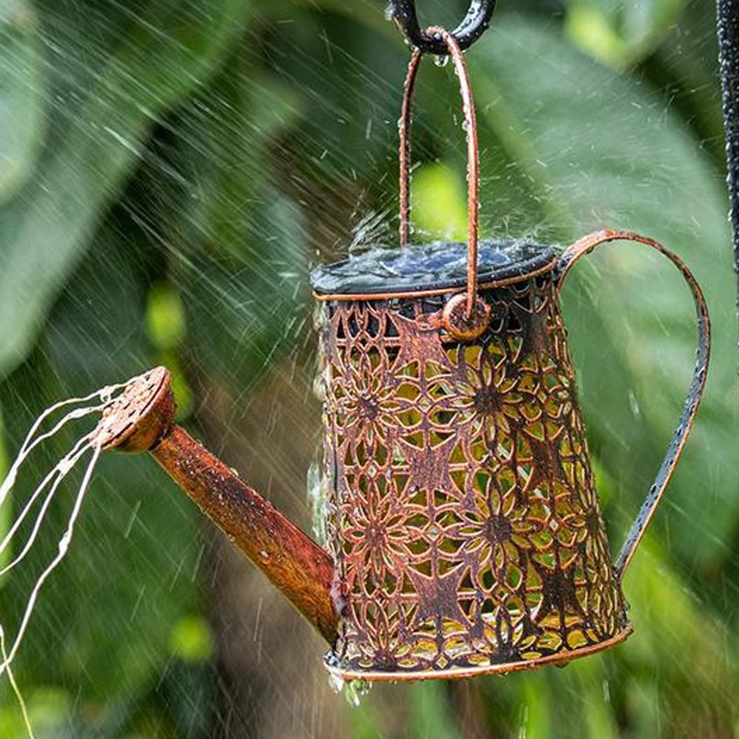 Solar Hanging Watering Can Lantern Light