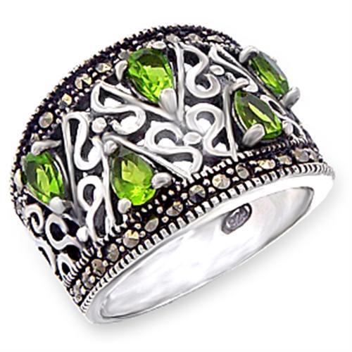 Antique Tone 925 Sterling Silver Ring with Peridot