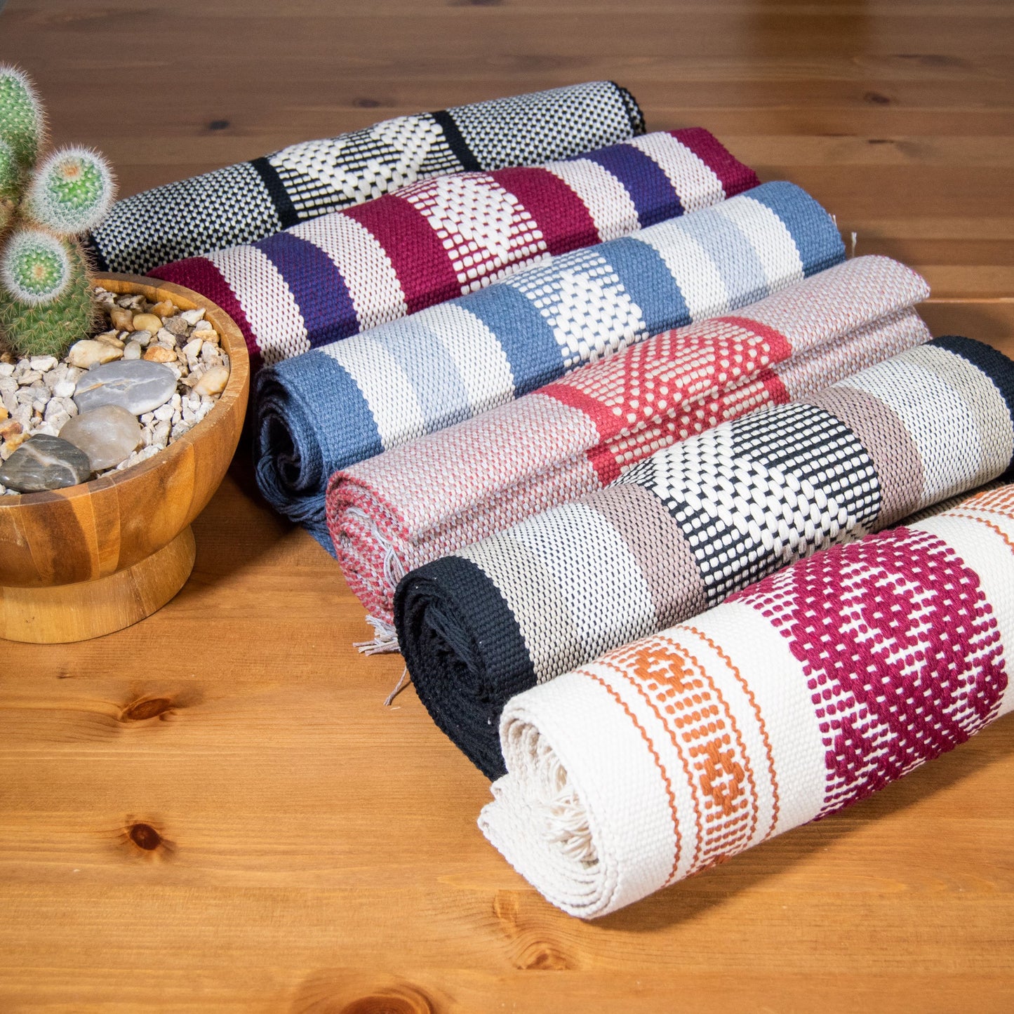 Jalieza Geometric Woven Table Runner – Diamond Design in Blue