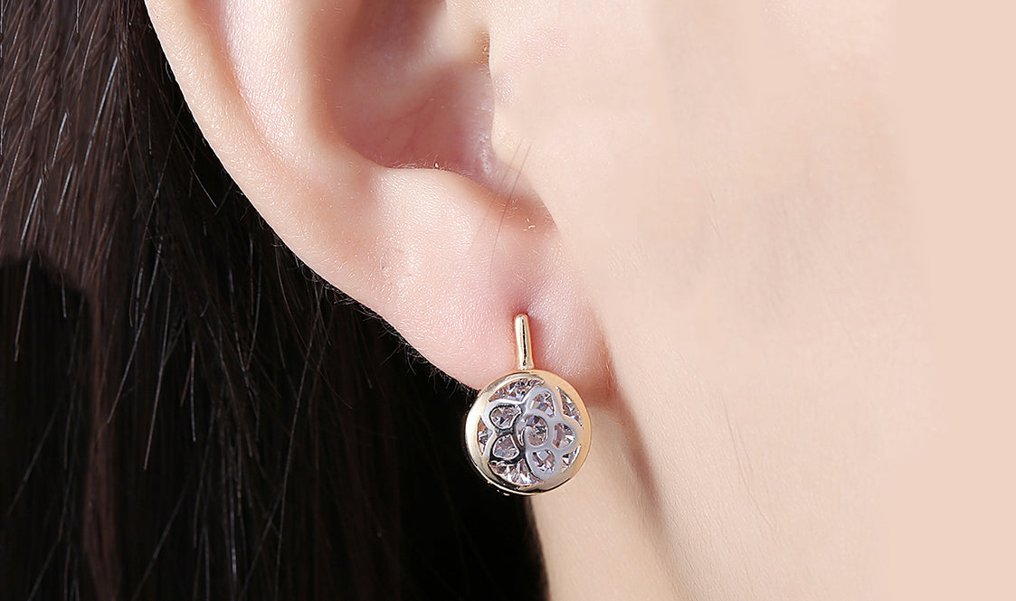 White Sapphire Daisy Design Clip On Earrings