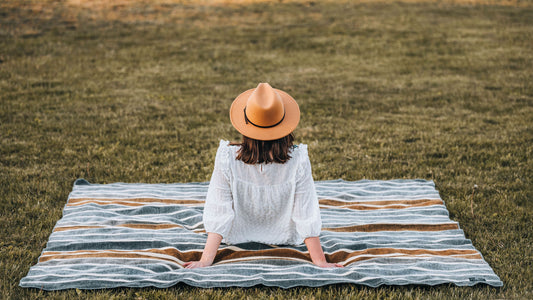 Caminante Earth Blanket